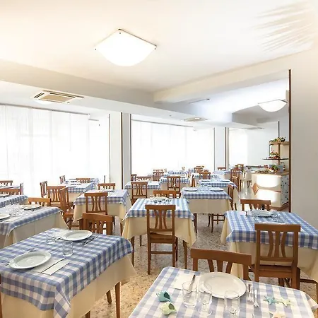 Antares Hotell Misano Adriatico
