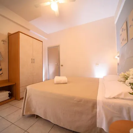 Hotel Antares