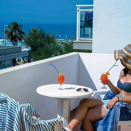 Hotel Antares 2*