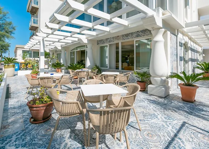 Antares ميسانو ادرياتيكو